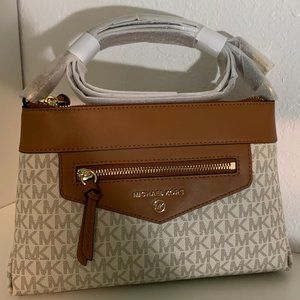 Michael Kors Signature Warren Messenger Bag Brown, Acorn